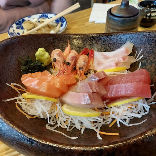 Comentarii opinii despre Daya Izakaya Japanese