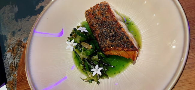 Restaurant Khiri - Hospitality and gastronomy