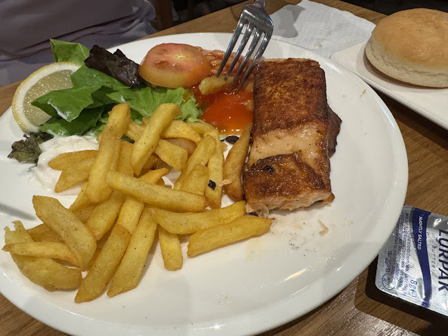 Comentarii opinii despre Tuck In