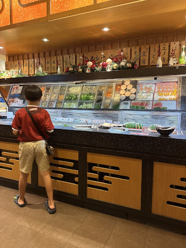 #01-35 Kallang Wave Mall, 1 Stadium Pl, 397628