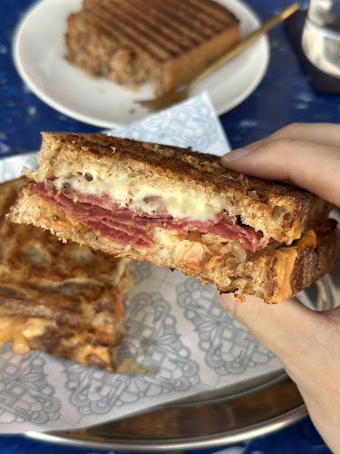 Maxi Coffee Bar - Singapore