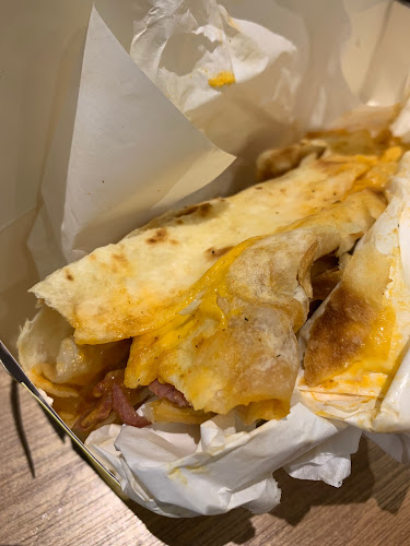 Faasos (Bukit Batok) - Hospitality and gastronomy