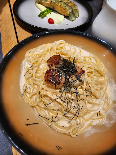 5 Stadium Walk, #01-30 Leisure Park Kallang, Singapore 397693