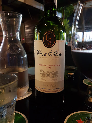 Opinii despre Mel's Place Restaurant & Bar în Singapore - Hospitality and gastronomy