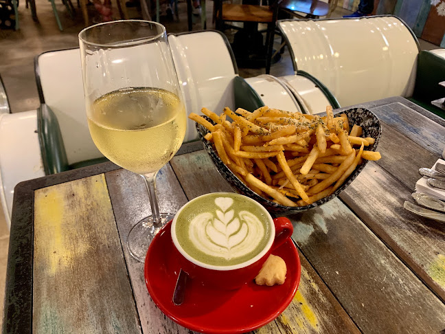 Brunches Cafe - Singapore