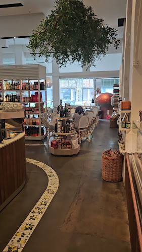 Da Paolo Dempsey Restaurant & Bar - Hospitality and gastronomy