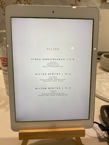 Opinii despre Zerah Coffee Roasters în Singapore - Hospitality and gastronomy