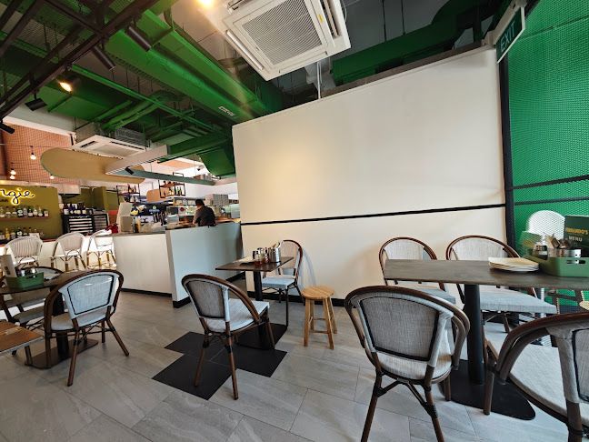 Fernando's Pizza @ Margaret Drive | Singapore