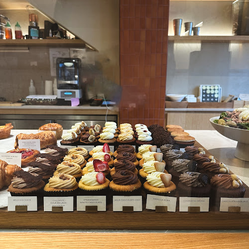 Opinii despre Plain Vanilla East Coast în Singapore - Hospitality and gastronomy