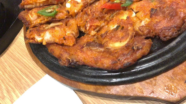 7 Wallich St, B1 - 01 / 02 Guoco Tower, Singapore 078884