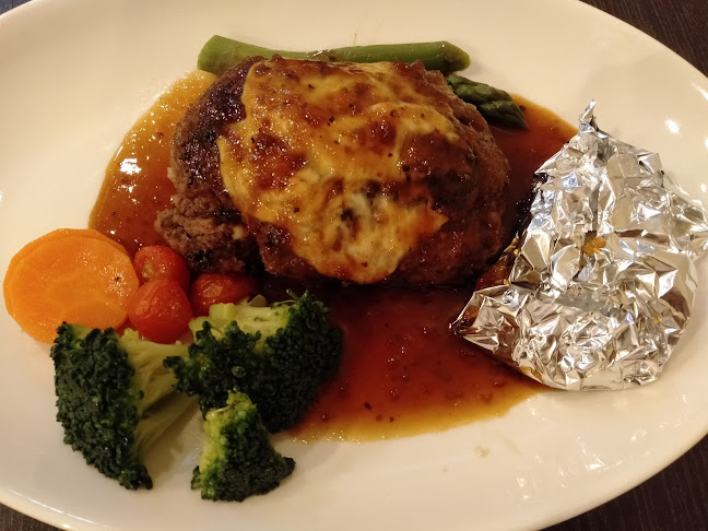 200 Upper Thomson Rd, #01-04 Thomson Imperial Court, Singapore 574424