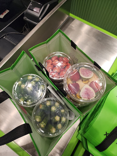 SNACK BOX 零食工坊 @ Pasir Ris Mall - Singapore