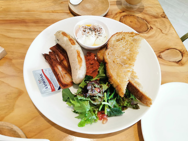 383 Bukit Timah Rd, #01-09B, Singapore 259727