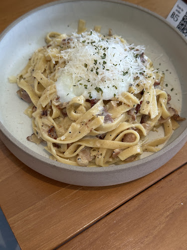 Lola's - Hospitality and gastronomy