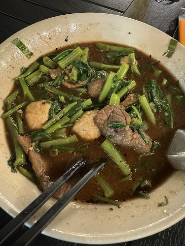 Warm Up Cafe @Mackenzie Road - Hospitality and gastronomy