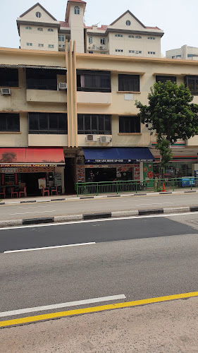 421 River Valley Rd, Singapore 248320