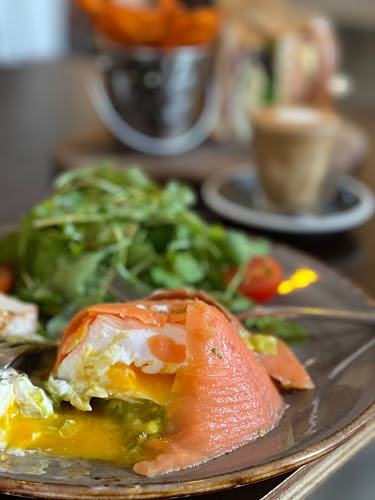 Opinii despre Twenty Eight Cafe în Singapore - Hospitality and gastronomy