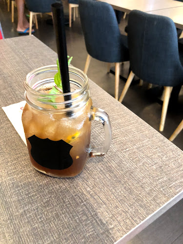 Opinii despre COLLIN'S® Shaw Plaza în Singapore - Hospitality and gastronomy