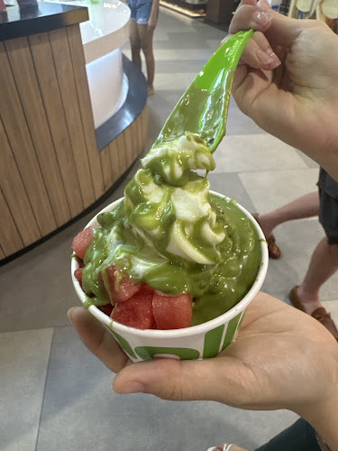 Opinii despre llaollao Great World City în Singapore - Hospitality and gastronomy