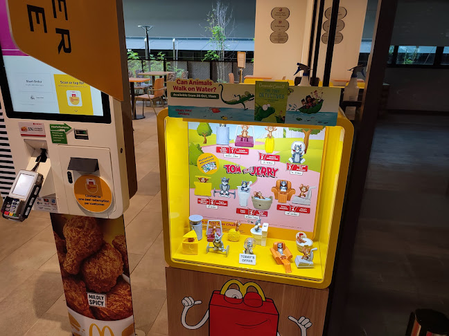 8 Jurong West Street 52, #01-05, Singapore 649296