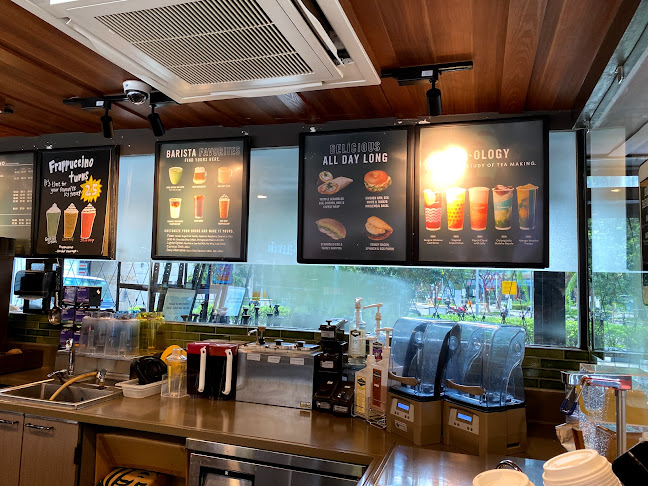 Opinii despre Starbucks Orchard Cineleisure în Singapore - Hospitality and gastronomy