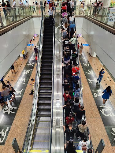 Chinatown Street Market - Hospitality and gastronomy