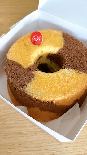 Simple Indulgence Patisserie - Hospitality and gastronomy