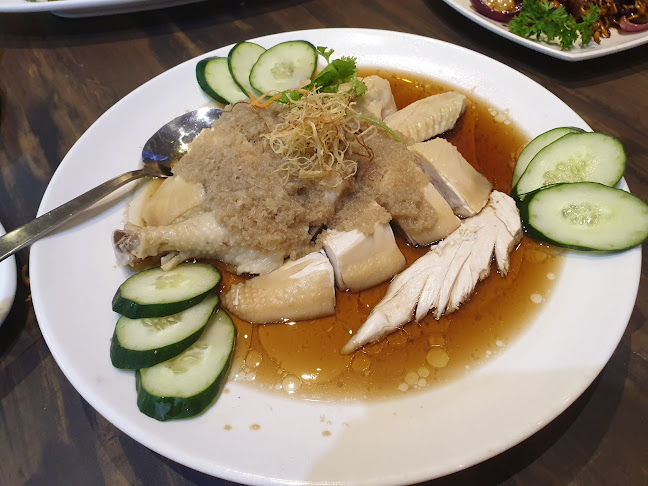 #02-171 Queen's Rd, Blk 3, Singapore 260003