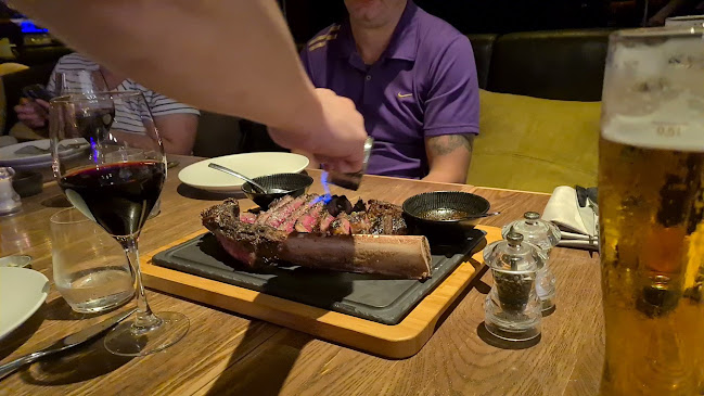 Opus Bar and Grill - Singapore