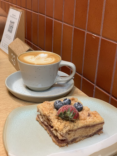 Opinii despre Plain Vanilla East Coast în Singapore - Hospitality and gastronomy