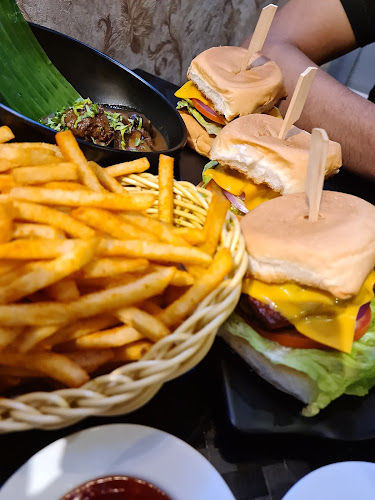 Majaa - Hospitality and gastronomy