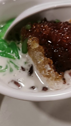 Straits Chinese Nonya Restaurant 土生坊正宗娘惹餐馆 (1953) - Singapore