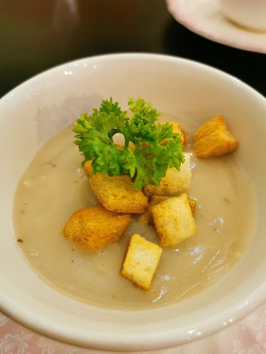 32 Cassia Cres, #01-50, Singapore 390032