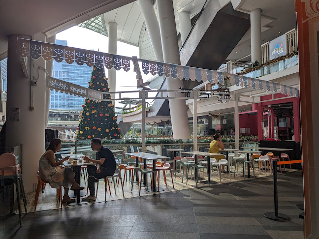 Comentarii opinii despre HarriAnns Nonya Table