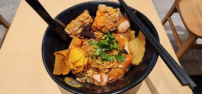 Opinii despre Gong Yuan Ma La Tang 宫源麻辣烫 (Heartland Mall Kovan) în Singapore - Hospitality and gastronomy