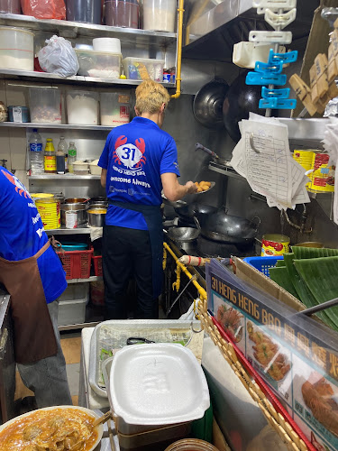 31 Heng Heng BBQ (Chilli Crab, Sambal Stingray) - Singapore