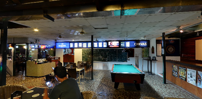 Mel's Place Restaurant & Bar