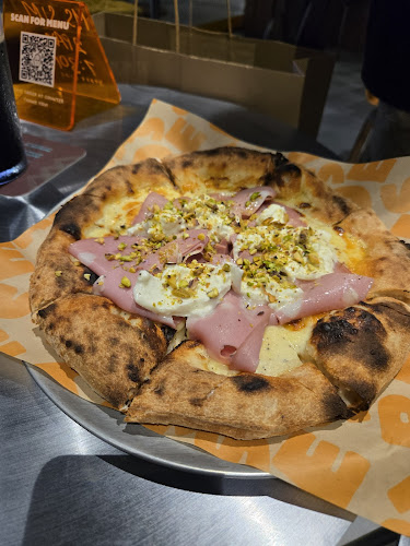 Yeast Side - Sourdough Pizza & Craft Beer (Farrer Park) - Hospitality and gastronomy