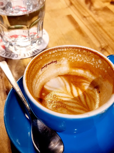 Opinii despre Jimmy Monkey Cafe & Bar în Singapore - Hospitality and gastronomy