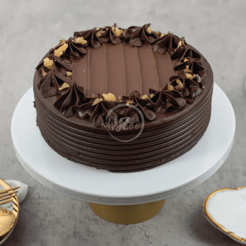 Whyzee | Birthday Cake Delivery Singapore - Hospitality and gastronomy