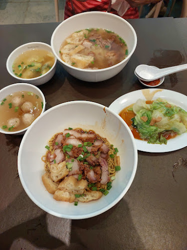 BreadTalk IHQ - Hospitality and gastronomy