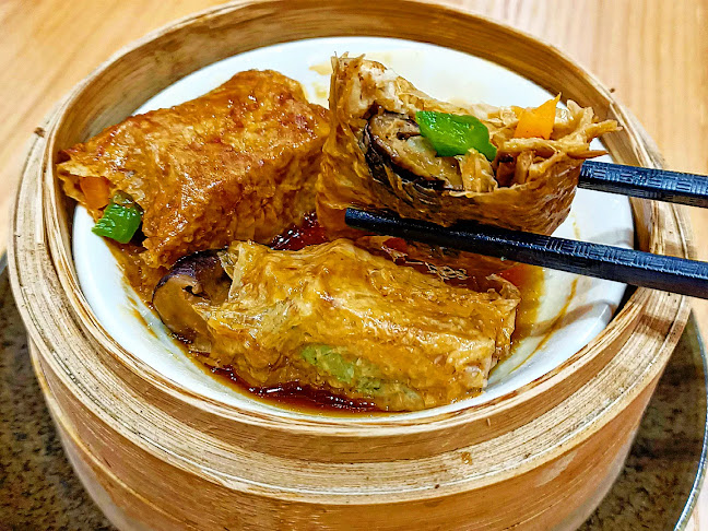 Lotus Café 蓮心食坊 - Singapore