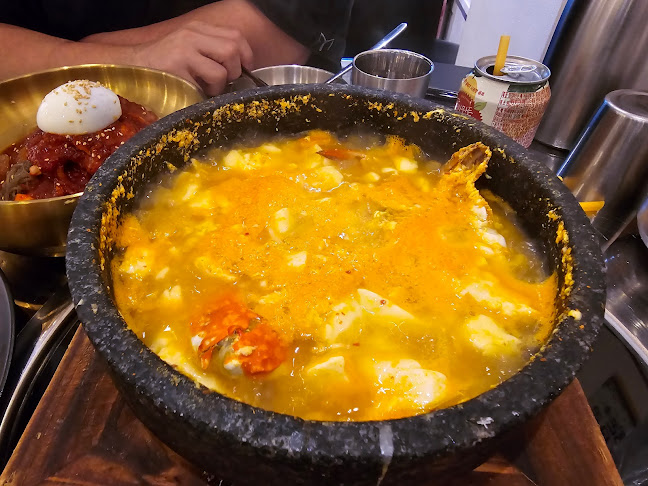 991 Serangoon Rd, Singapore 328149