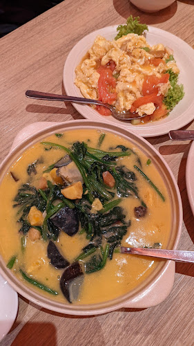 1 HarbourFront Walk, #02-138 9 VivoCity, Singapore 098585