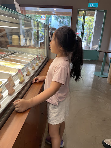 15 Simon Rd, Singapore 545907