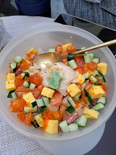 Opinii despre Coffee & Chirashi în Singapore - Hospitality and gastronomy