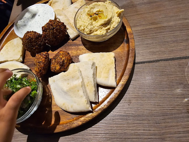 High Tide Bistro and Bar - Hospitality and gastronomy