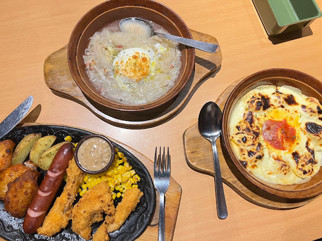 Saizeriya - The Seletar Mall - Hospitality and gastronomy