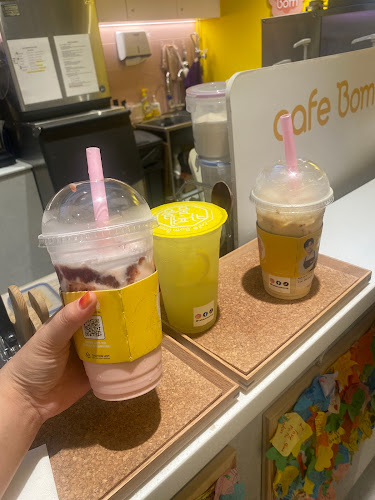 Cafe BomBom - Hospitality and gastronomy