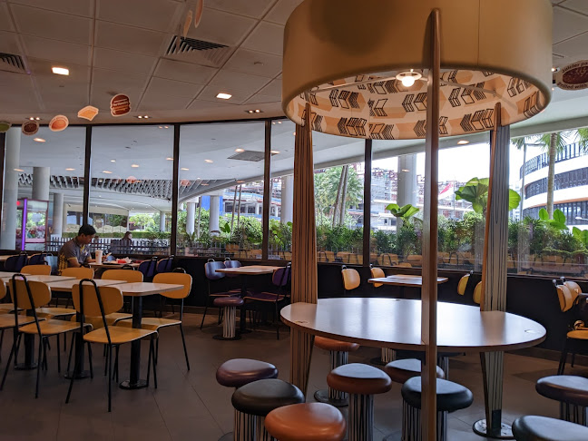 9 Sentul Cres, #03-05 SAFRA Punggol, Singapore 828654